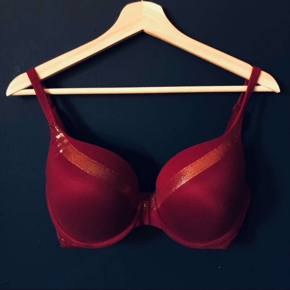 VS Body by Victoria perfect shape bra 34DD maroon